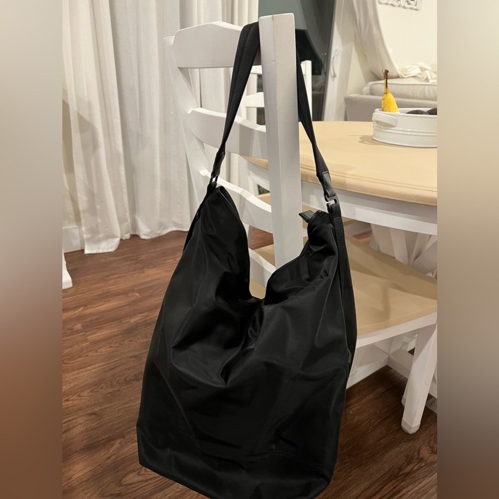 Lululemon Bag - Picture 9 of 11